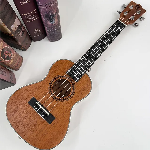 Ukulele LZSUK300